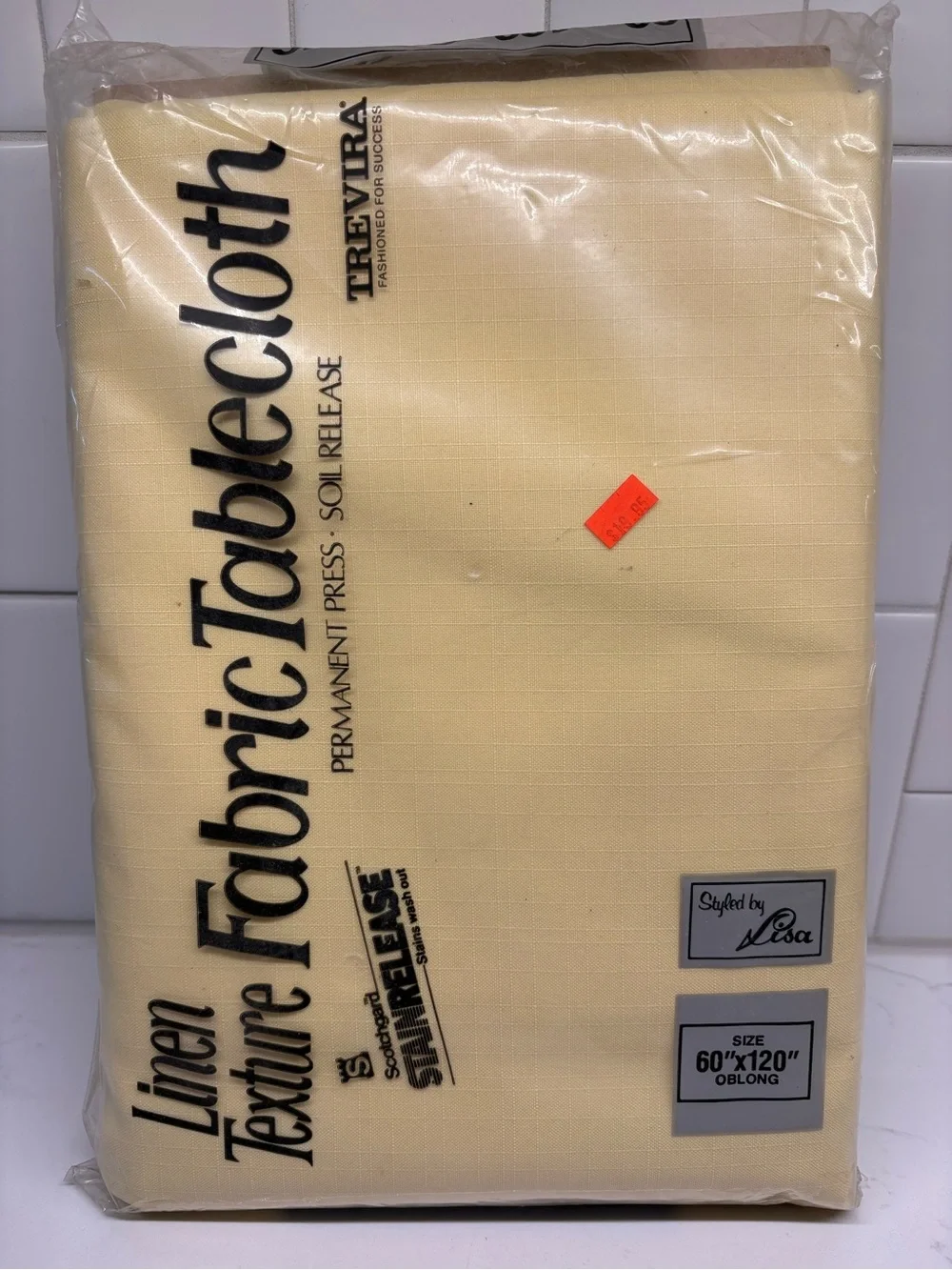 VTG American Classic Trevira Linen Texture Tablecloth Yellow Oblong 60x120